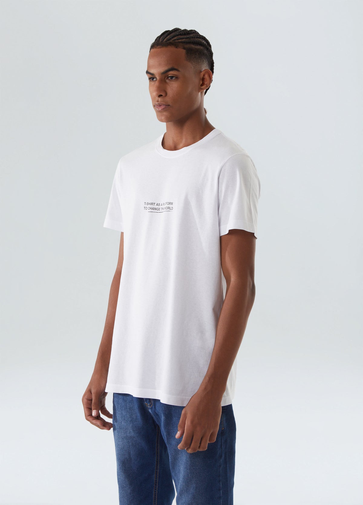 T-SHIRT STONE PLATFORM
