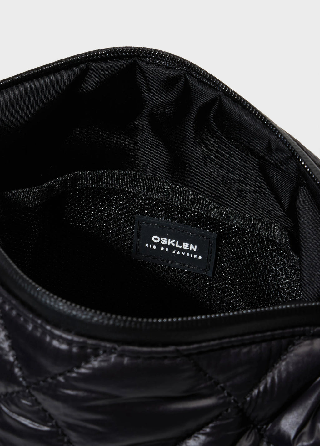 Bolsa Crossbody Wrap Matelassê Preto – Osklen – foto 5