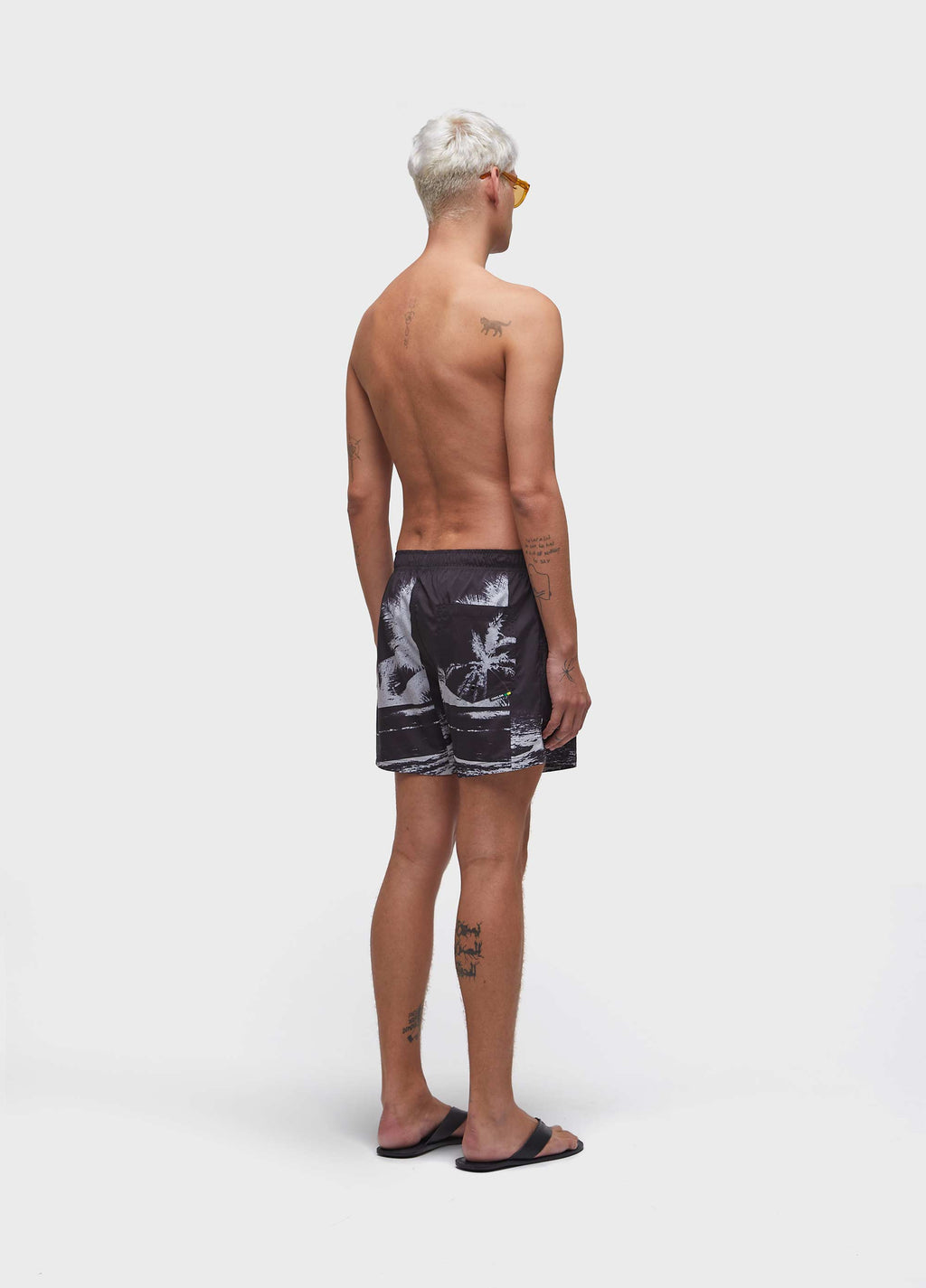 Beach Short Aquaone Paradise Preto/Off-White – Osklen – foto 3