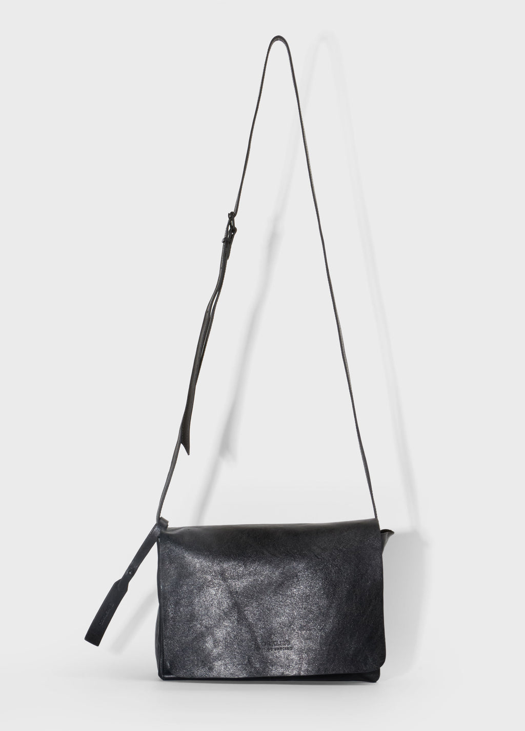 Small Leather Crossbody E-Basics Bag Preto – Osklen – foto 1