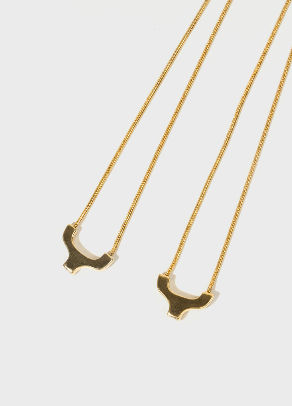 Colar Escapulário Ipa Simples Dourado – Osklen – foto 2