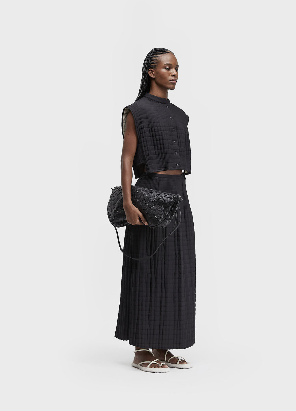 Colete Plissé Matelassê Curto Off-White/Preto – Osklen – foto 3
