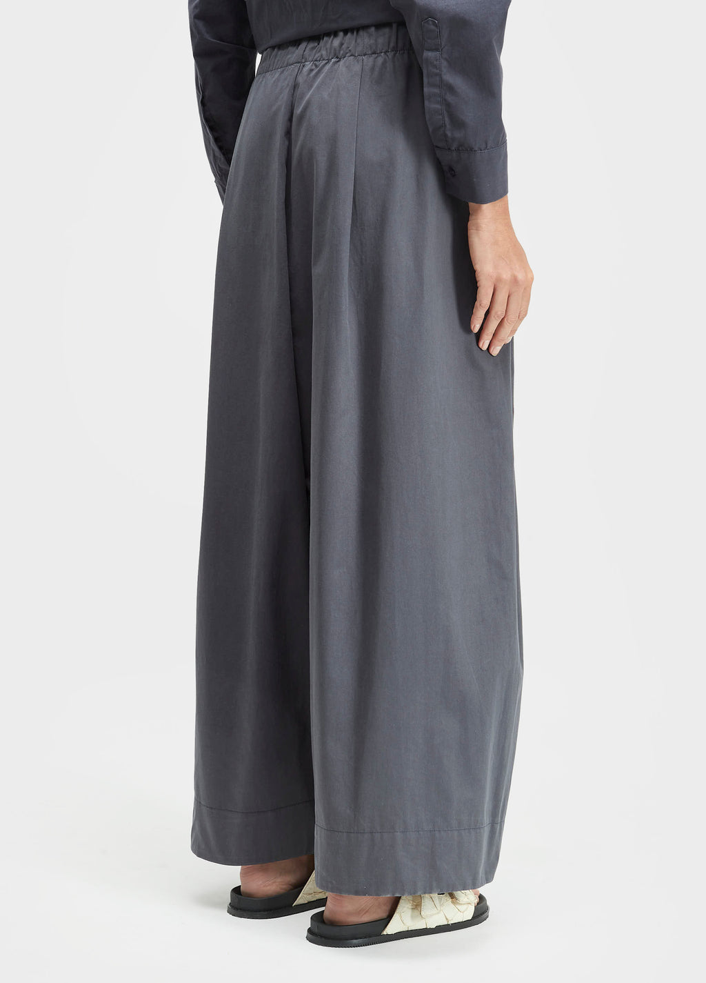 Calça Ampla Tricoline Marinho – Osklen – foto 4