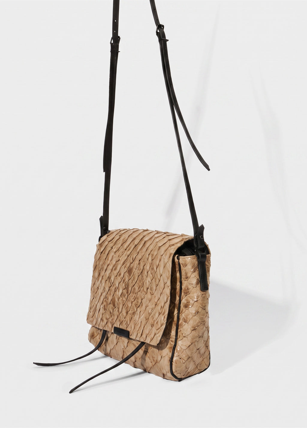 PIRARUCU FLAP SHOULDER BAG