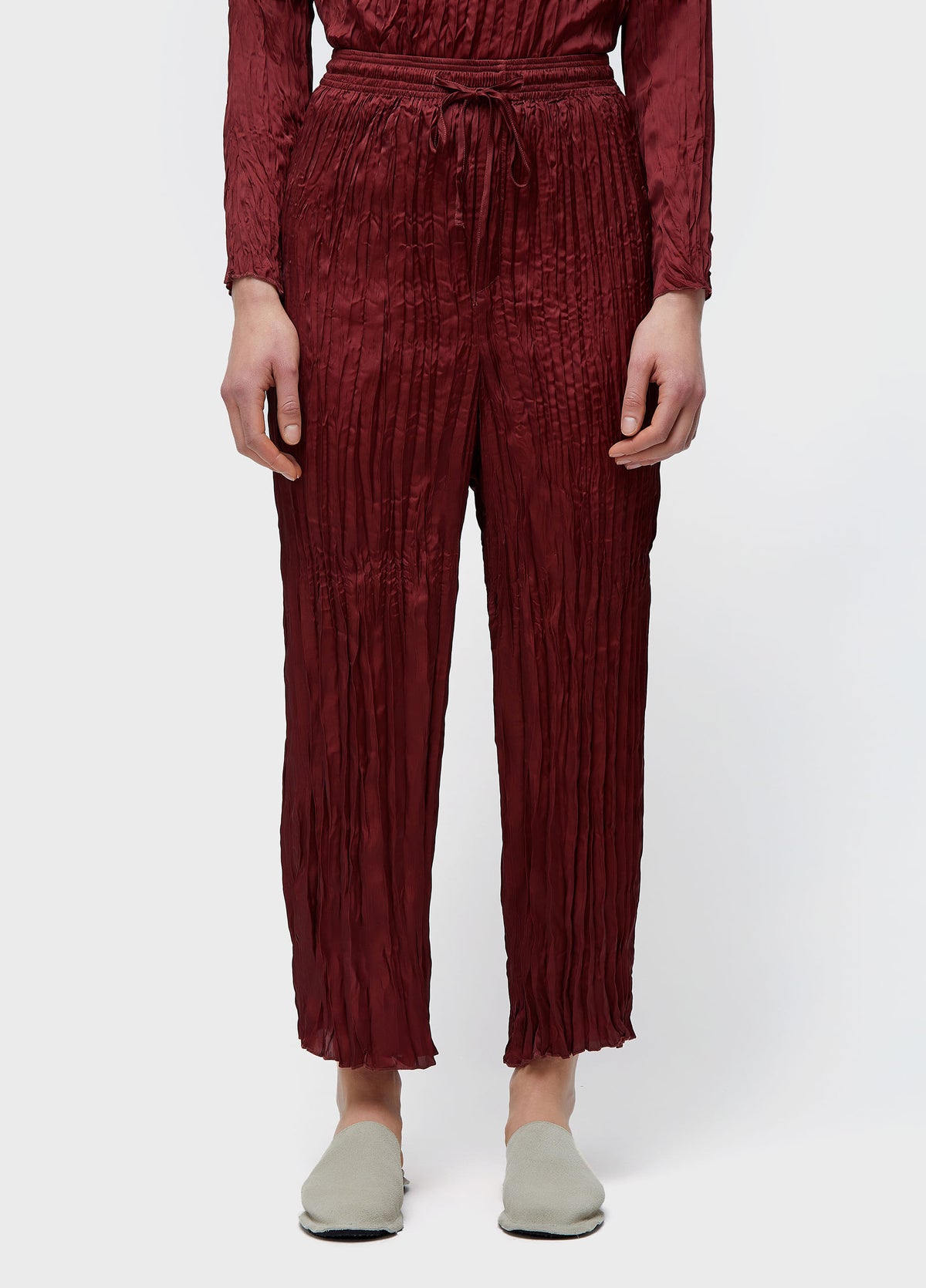 CALÇA RETA WRINKLED SATIN DOUBLE FACE