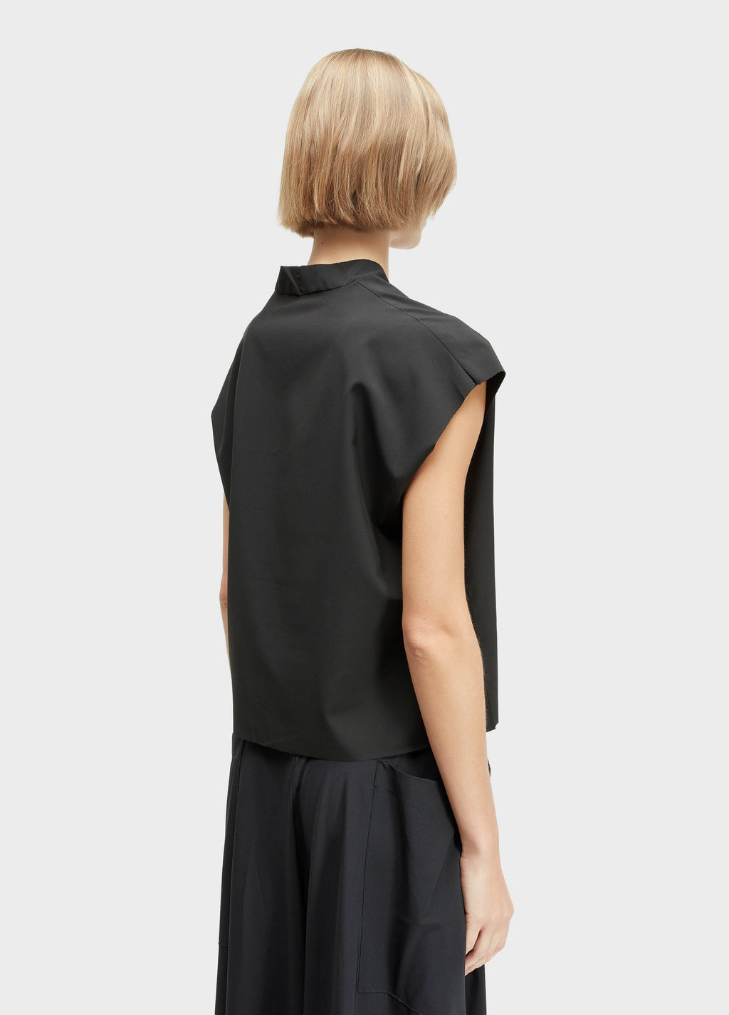 Blusa Sleeveless V Superlight Preto – Osklen – foto 4