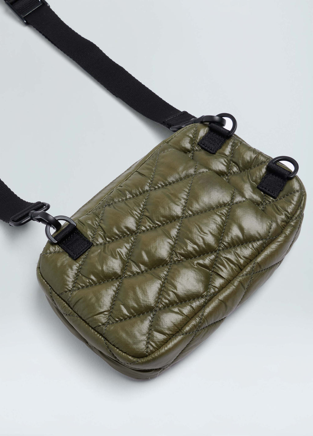 BOLSA PORTA CELULAR MATELASSÊ