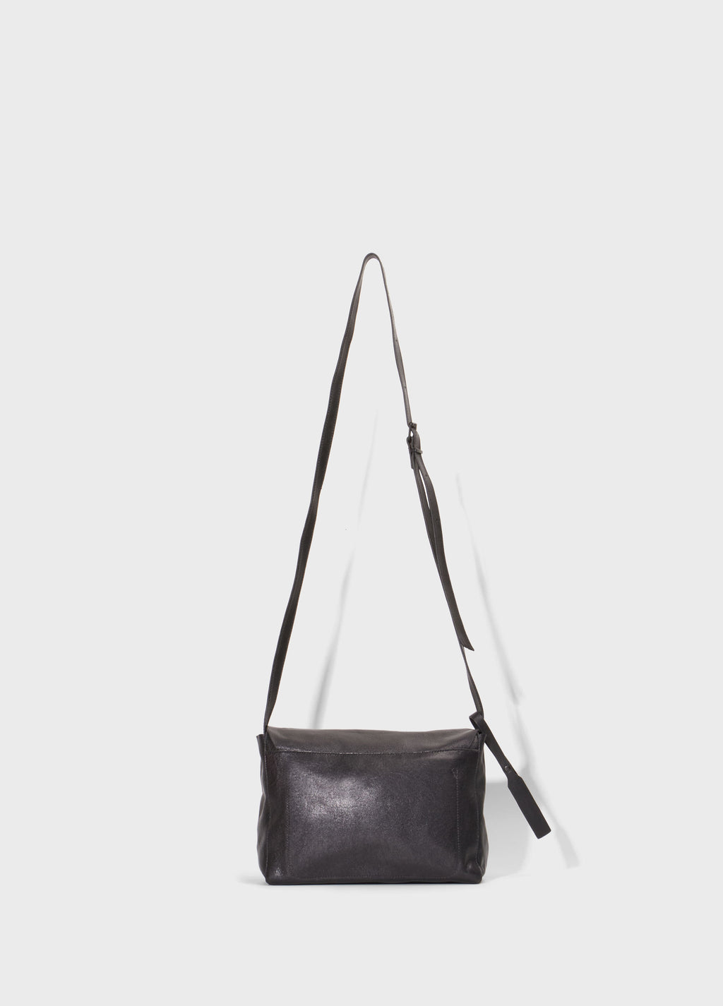 Small Leather Crossbody E-Basics Bag Preto – Osklen – foto 3