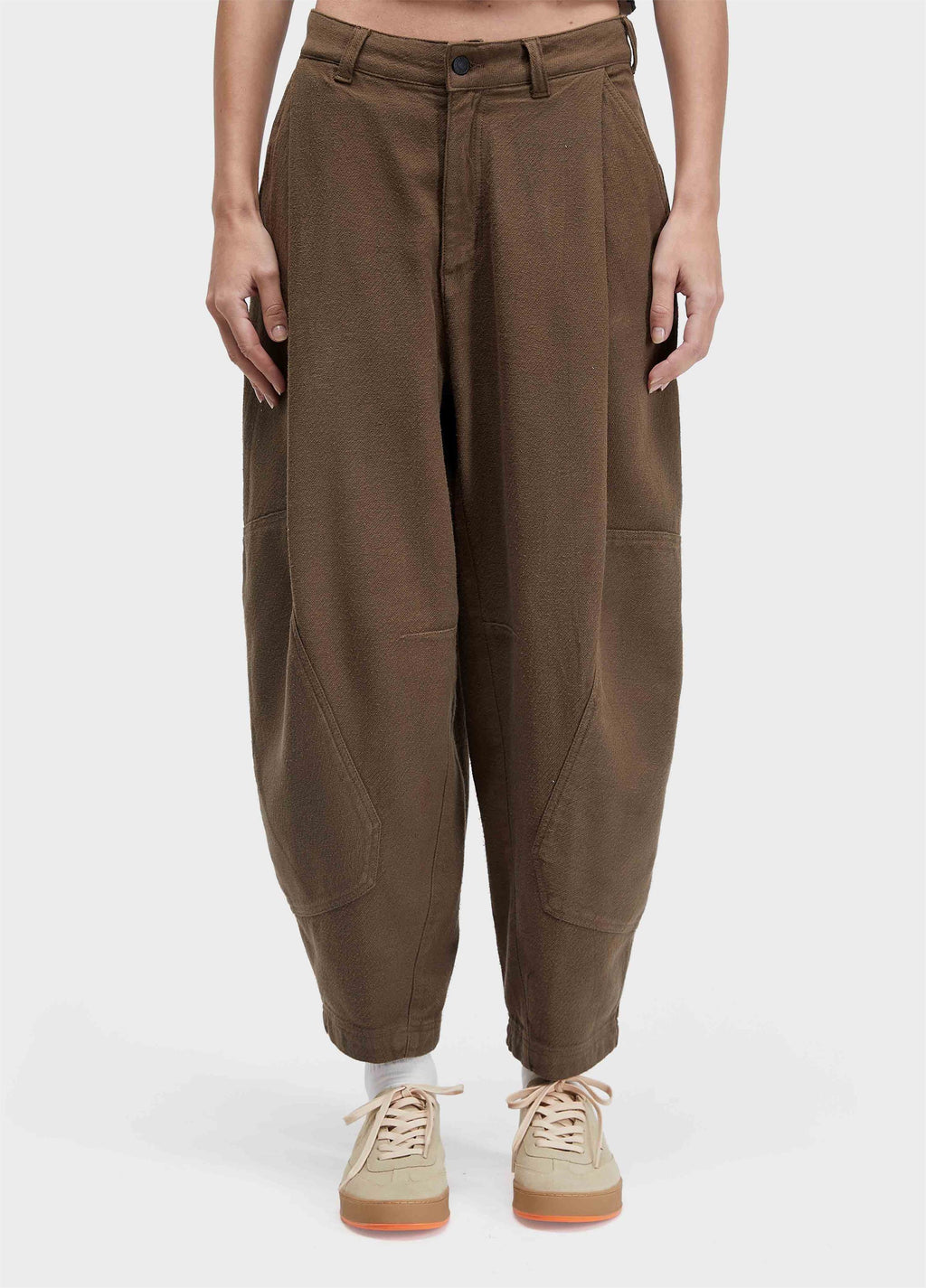 Calça Pregas Organic Cotton Marrom Onix – Osklen – foto 2