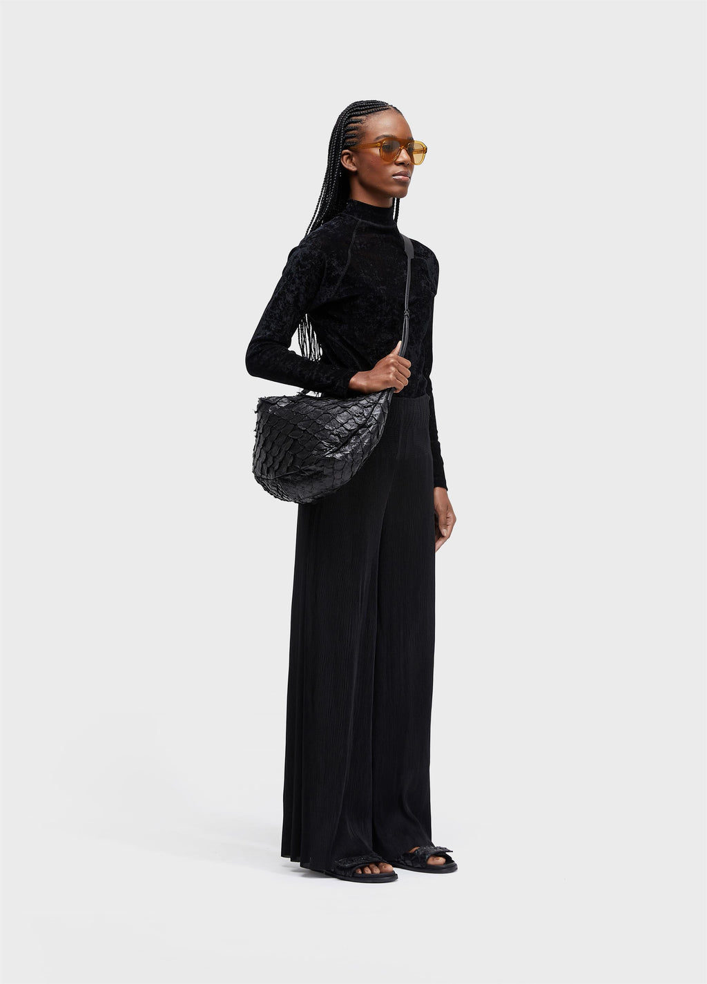 Calça Pantalona Lastex Plissé Preto – Osklen – foto 1