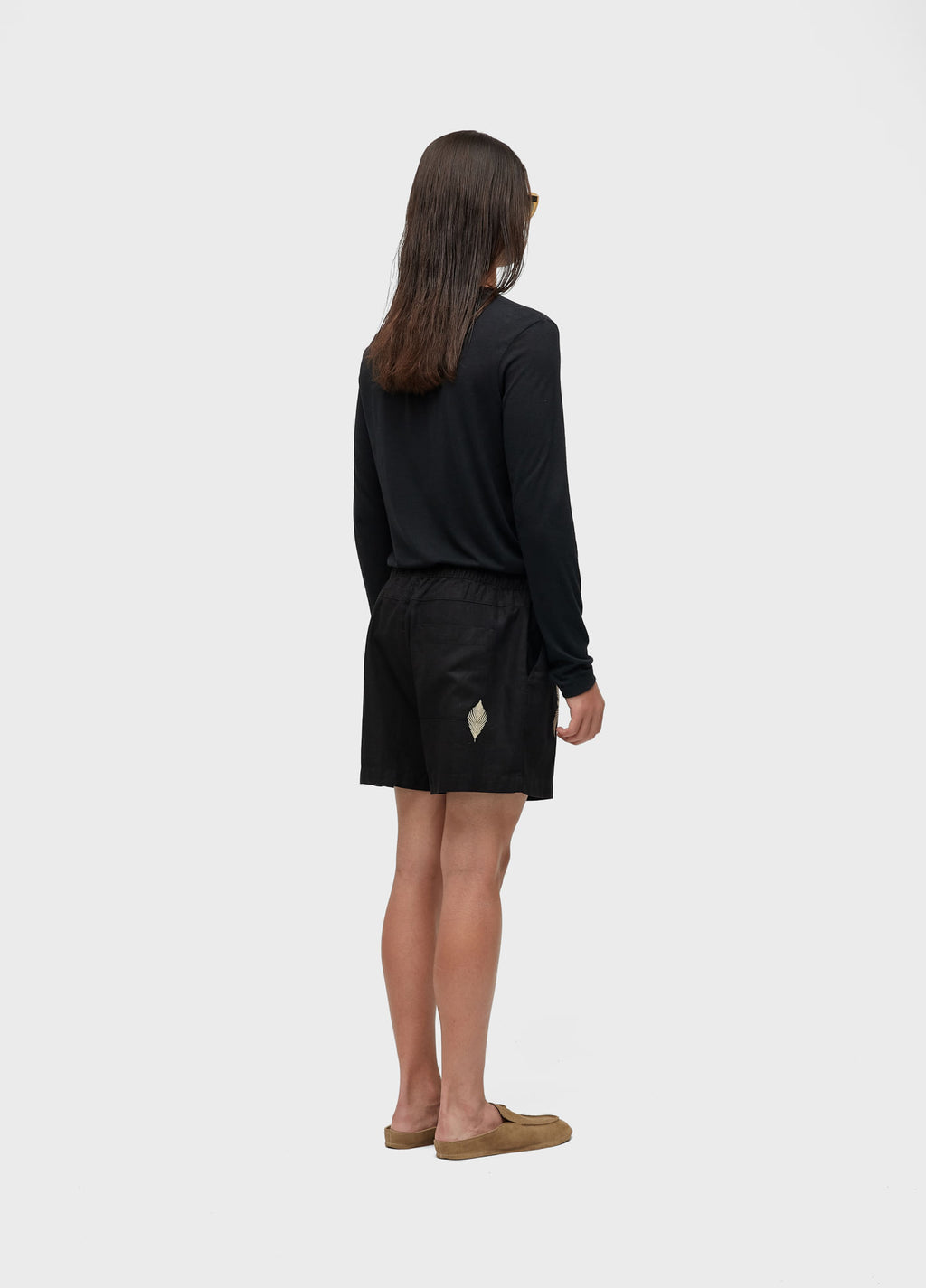 Bermuda PJ Linen Leaf Bordado Preto – Osklen – foto 5