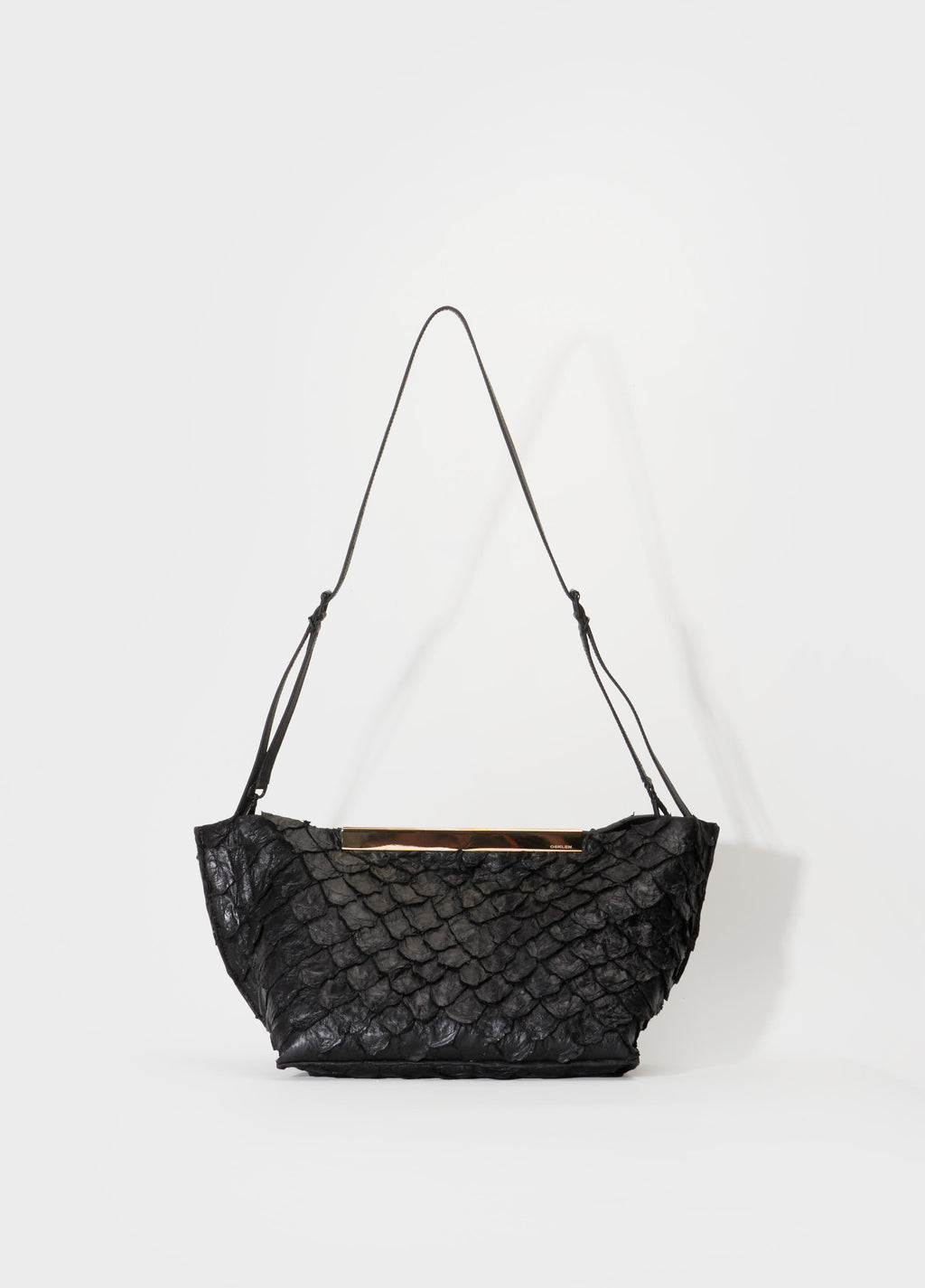 Bolsa Pirarucu Ité Preto/Dourado – Osklen – foto 1
