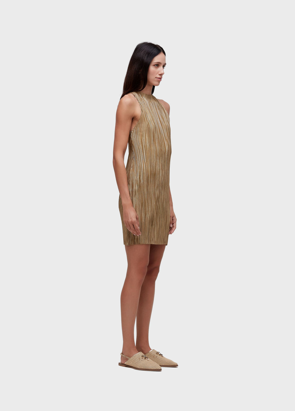 Vestido Raglan Curto Plissado Gold Caqui/Dourado – Osklen – foto 3