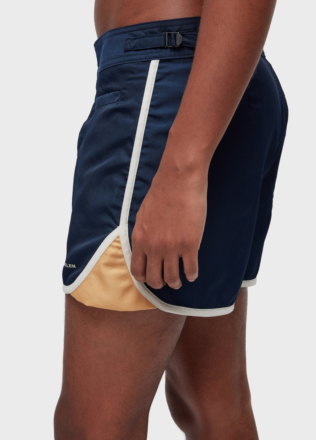 Short Surf Seventy Texture Marinho/Mostarda – Osklen – foto 4