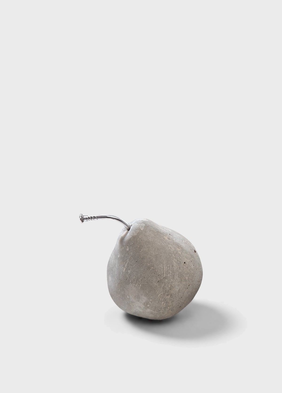Escultura Fruta Pera Cinza – Iludi Design – foto 1