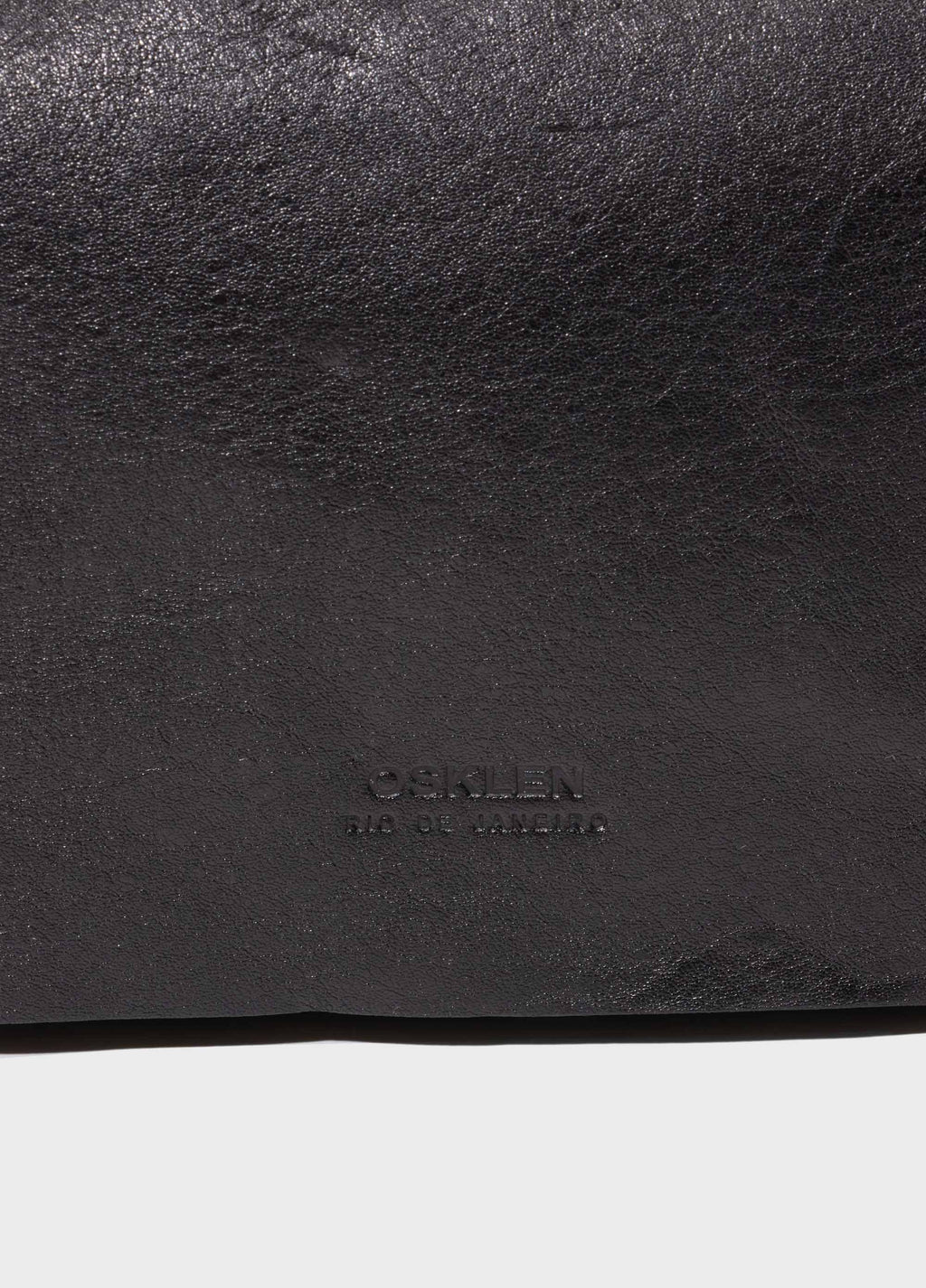 Small Leather Crossbody E-Basics Bag Preto – Osklen – foto 4
