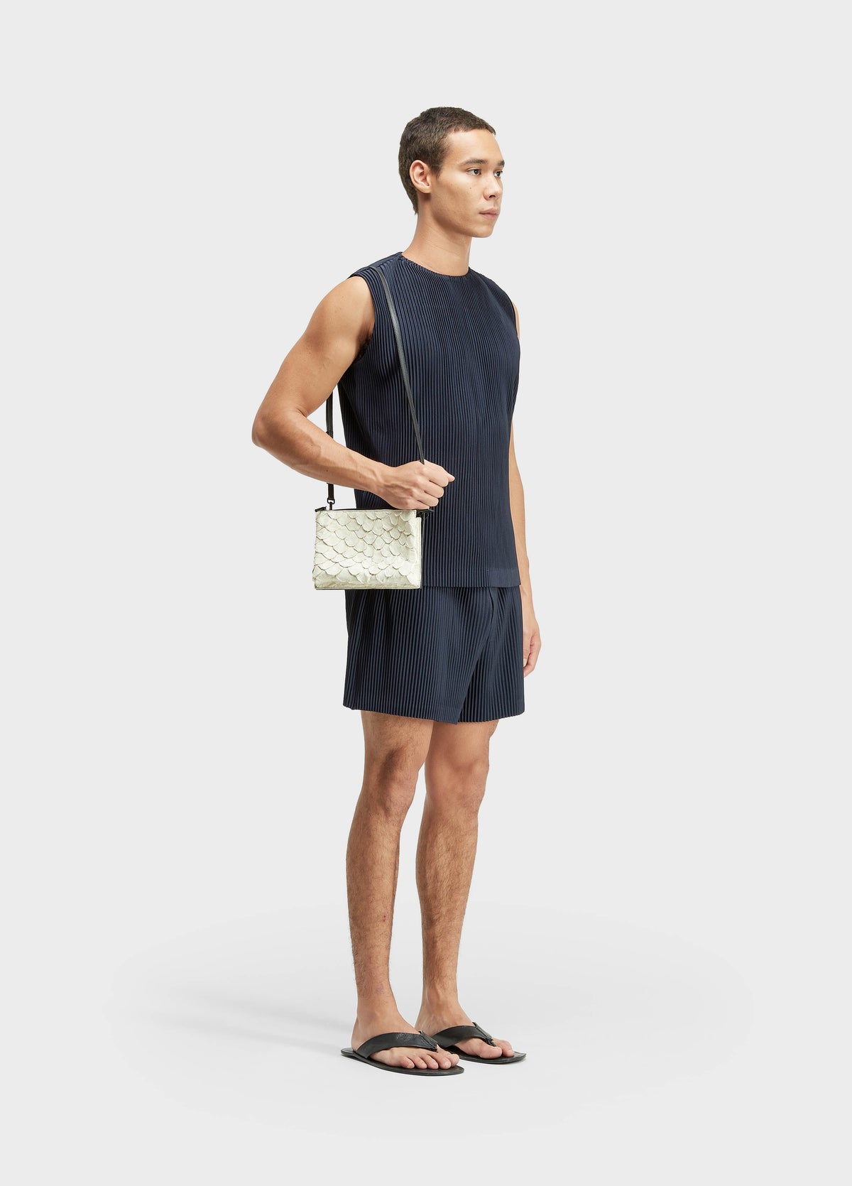 SLEEVELESS ORIGAMI PLEATS