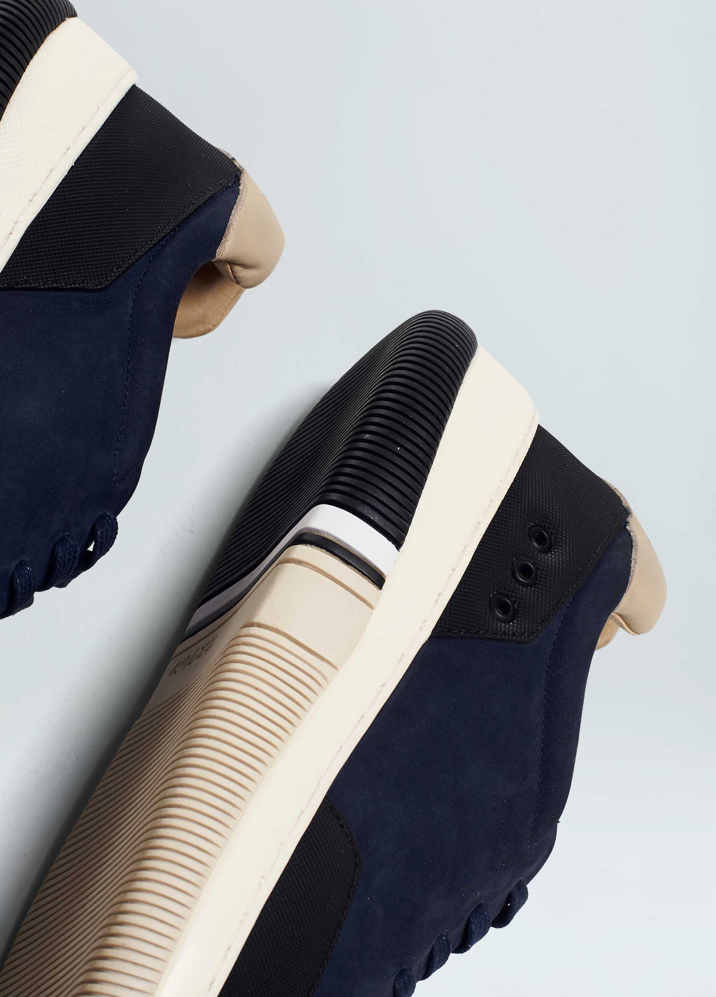 TÊNIS HYBRID LACES NOBUCK M