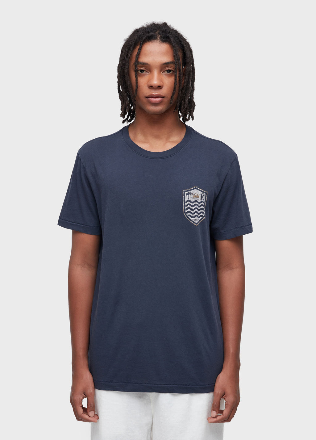 T-Shirt Soft Used Brasão Gaze Marinho – Osklen – foto 1