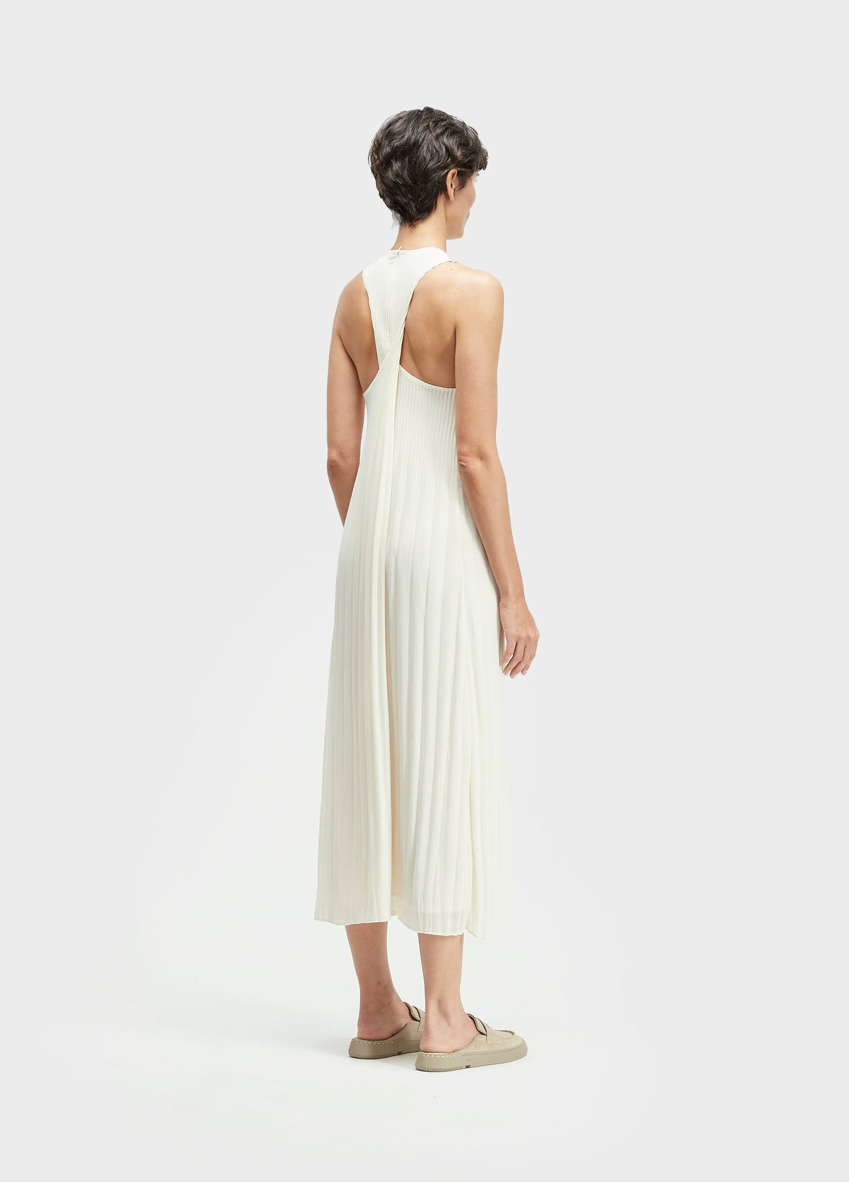VESTIDO ACINTURADO TORCIDO PLISSADO