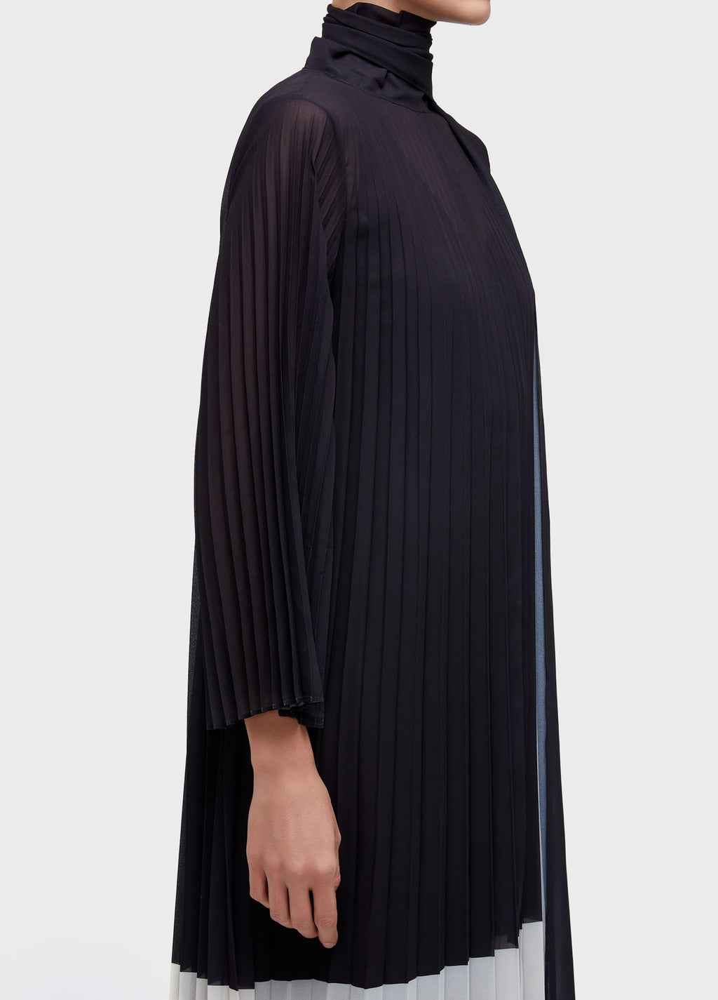 Vestido ML Gola Plissado Preto/Off-White – Osklen – foto 2