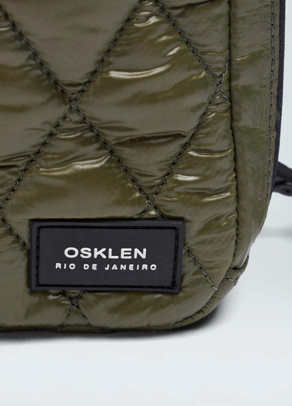 BOLSA PORTA CELULAR MATELASSÊ