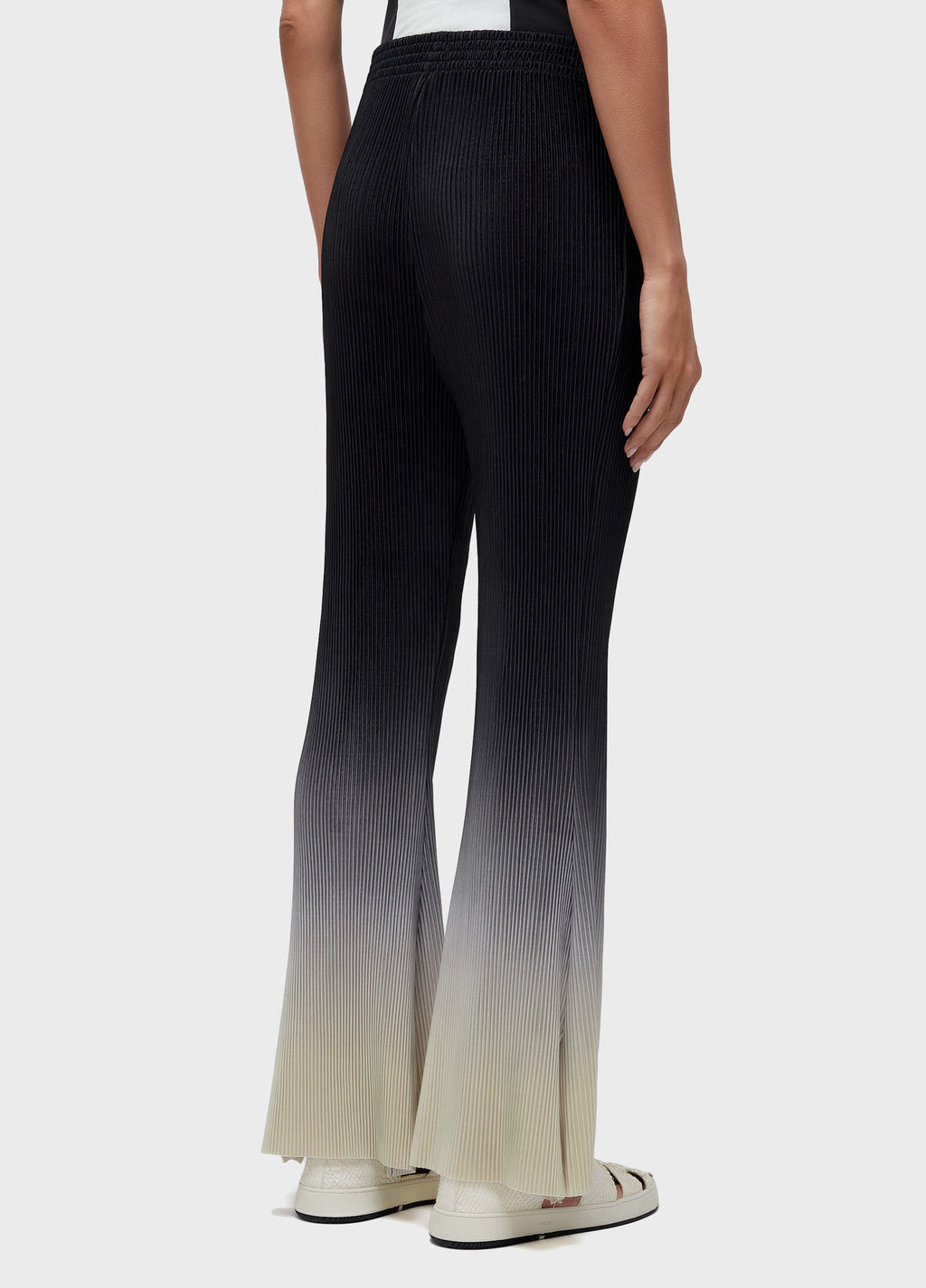 CALÇA FLARE PLISSÊ DEGRADÊ