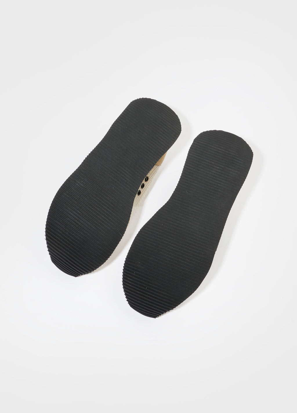 Tênis Runner Straps Off-White/Preto – Osklen – foto 4