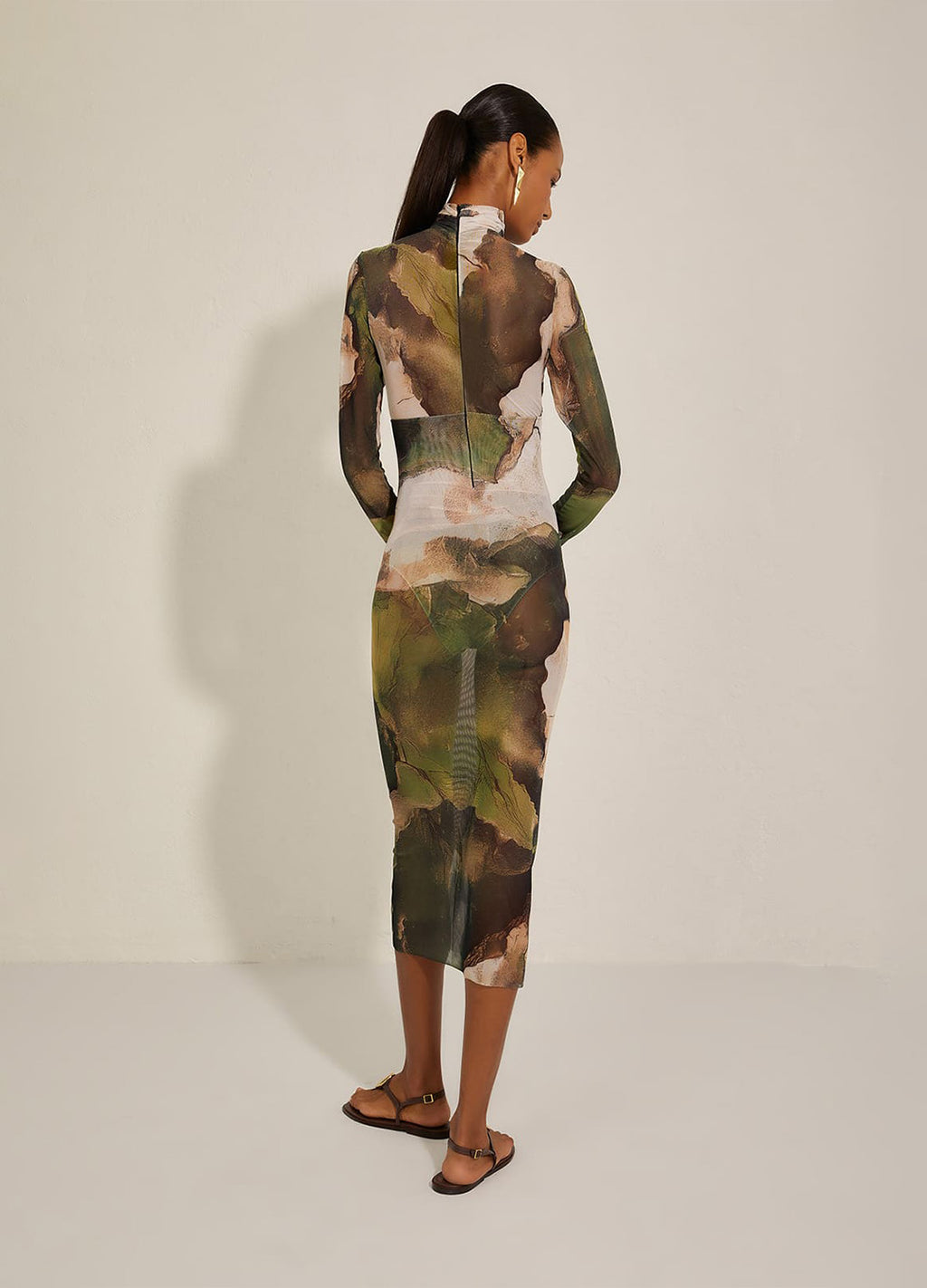 VESTIDO TULE