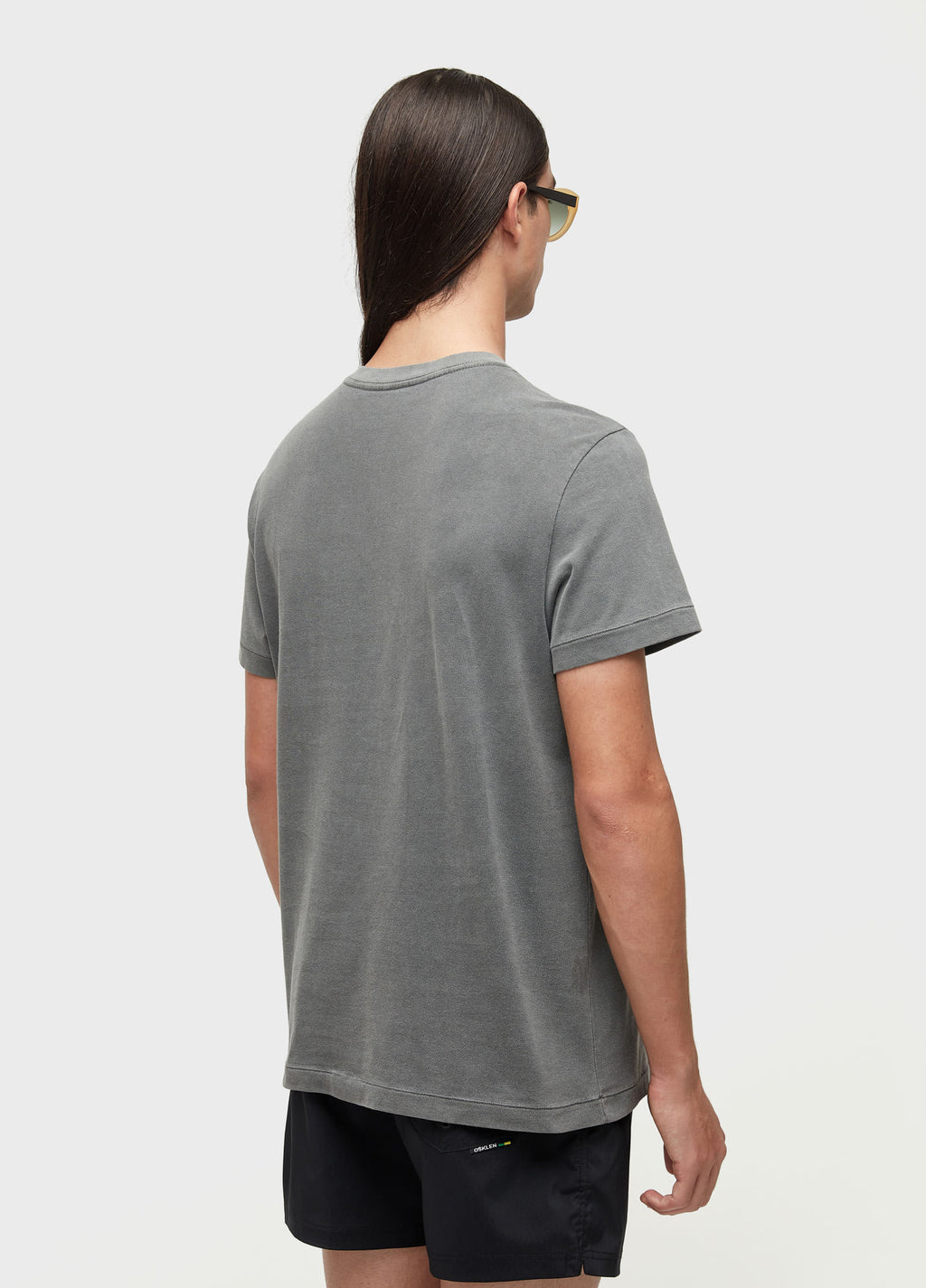 T-Shirt Bolso Brasão MC Chumbo – Osklen – foto 4