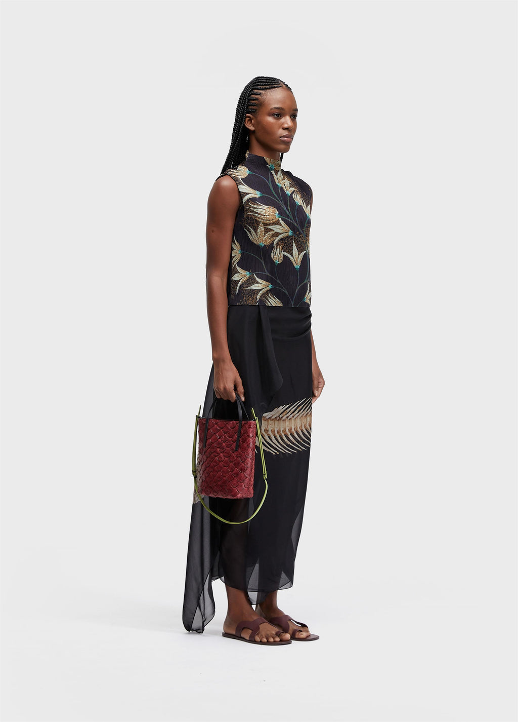 Blusa Sleeveless Plissé Floral Trama Preto Off-White – Osklen – foto 2